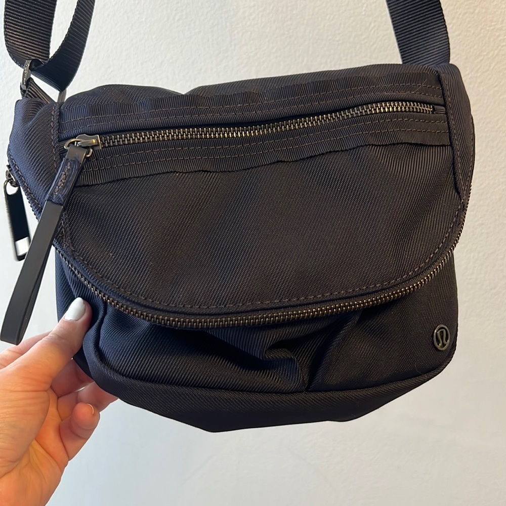 Lululemon Navy Festival Bag